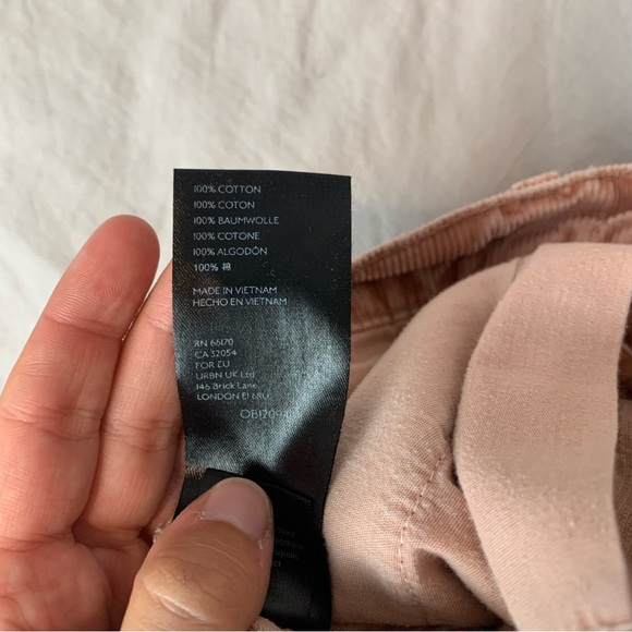 Urban Outfitters BDG corduroy coral pants size 28 slim fit straight leg - Picture 4 of 8